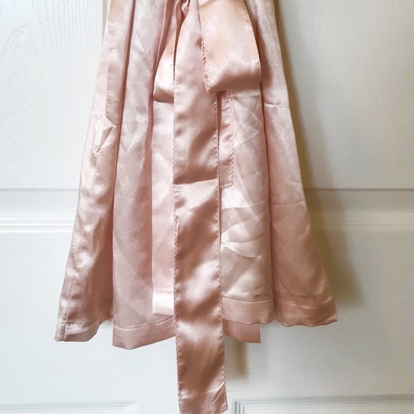 PRETTY ROBES Pink Satin Robe - Picture 3 of 14